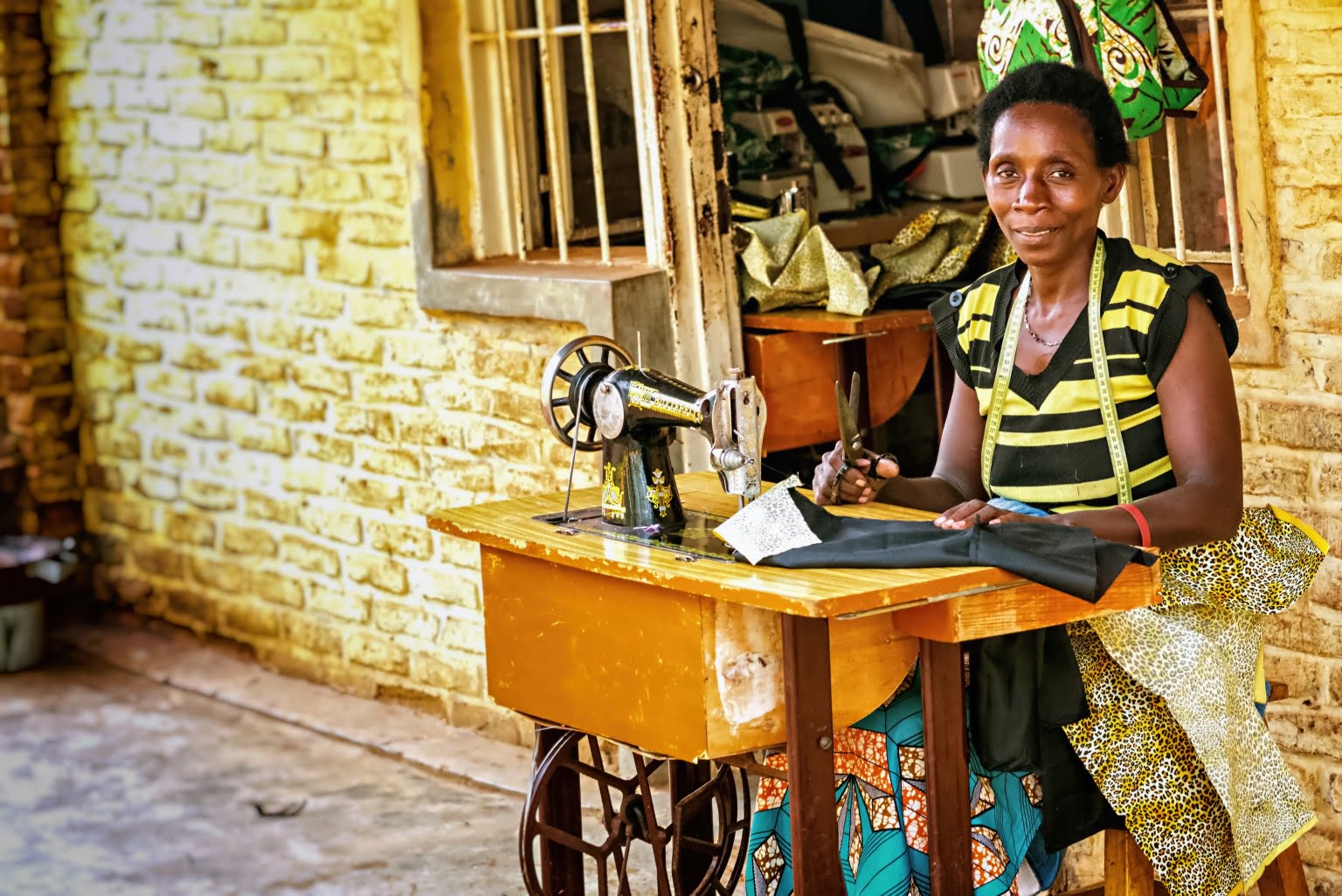 Towards gender balance: Understanding the barriers and solutions to include women-led businesses in East Africa.